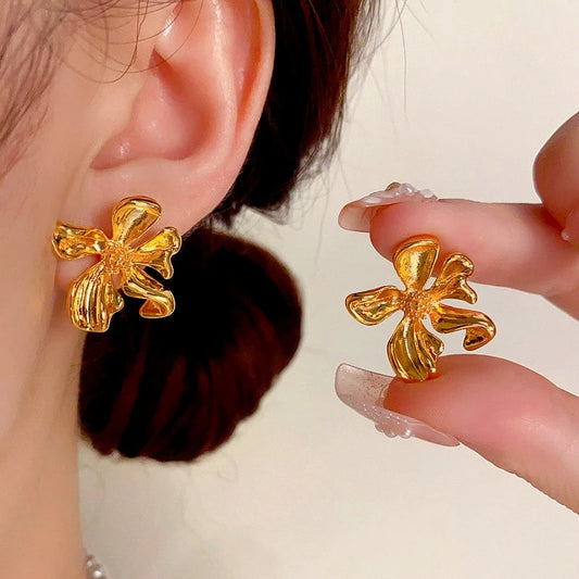 14K Gold-Plated Elegant Irregular Flower Stud Earrings - elegant Flower Stud Earrings