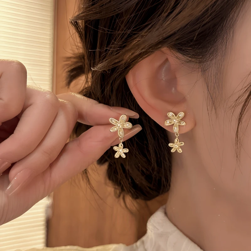 14K Gold-Plated Elegant Pearl Flower Earrings - elegant Pearl Flower Earrings