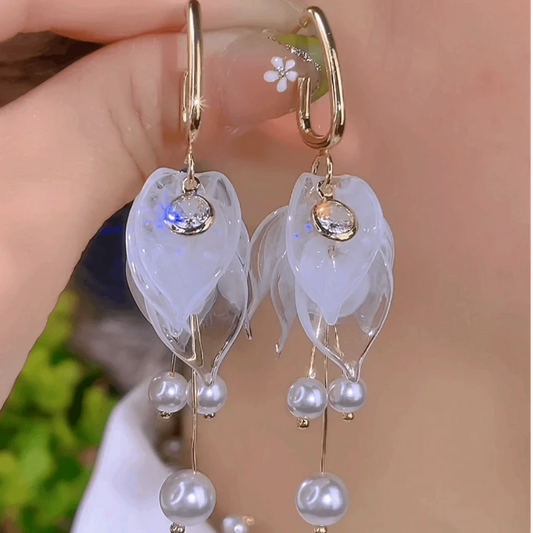 14K Gold-Plated Elegant Petal Pearl Tassel Earrings - elegant Petal Pearl Tassel Earrings