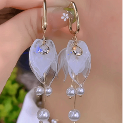 14K Gold-Plated Elegant Petal Pearl Tassel Earrings - elegant Petal Pearl Tassel Earrings