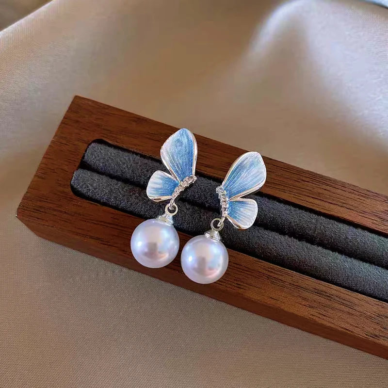 Perfect Butterfly Pearl Earrings for adding glamour to any outfit
