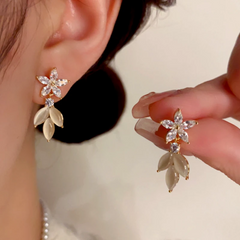 14K Gold-Plated Elegant Zircon Flower Cat's Eye Leaf Earrings - elegant Cat's Eye Leaf Earrings