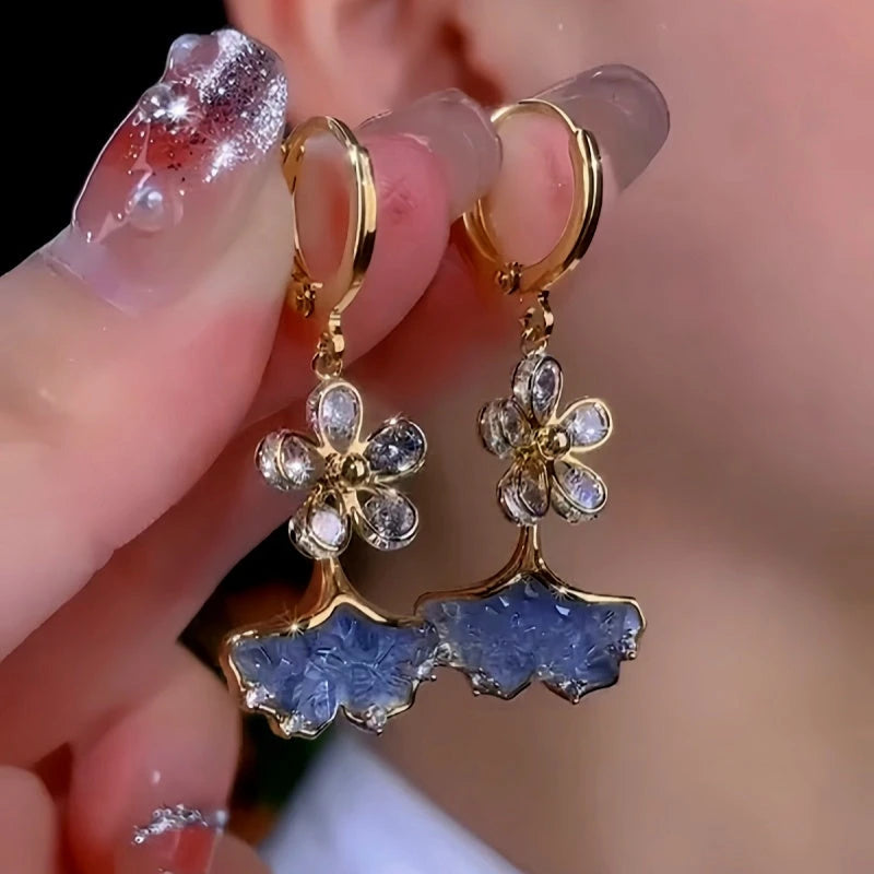 14K Gold-Plated Exquisite Zircon Flower Blue Crystal Ginkgo Leaf Earrings - elegant Ginkgo Leaf Earrings