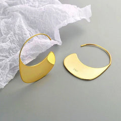 Angled view of the 14K Gold-Plated Handbag Threader Earrings