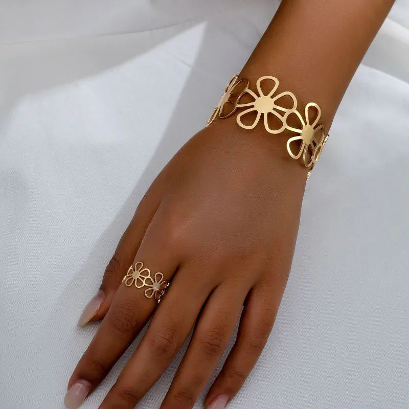 14K Gold-Plated Hollow Flower Bracelet And Rings - chic Flower Cuff Ring Set