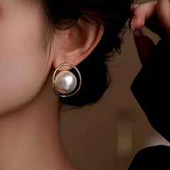 Close-up detail of the sparkling zircons and plating on the Large Pearl Drops