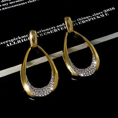 Close-up detail of the sparkling zircons and plating on the Large Water Drop