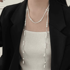 Detailed view of the 14K Gold-Plated Luxury French Bead Chain Necklace chain and pendant