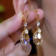 Close-up detail of the sparkling zircons and plating on the Gourd Water Drop