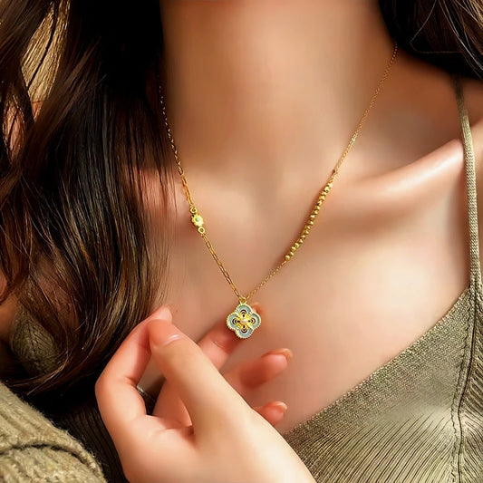 14K Gold-Plated Oil-Drop Flower Patchwork Necklace - beautiful Flower Patchwork Necklace