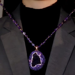 Close-up of the pendant and clasp on the Beads Sweater Necklace