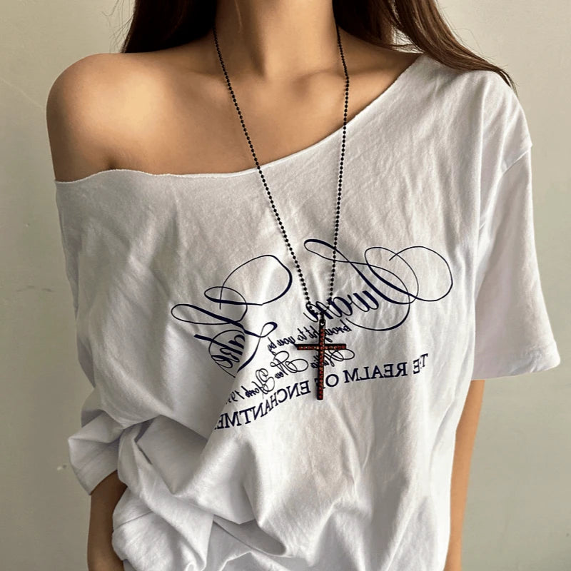 Detailed view of the 14K Gold-Plated Zircon Diamond Cross Necklace chain and pendant