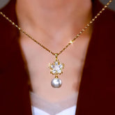 14K Gold-Plated Zircon Flower Pearl Pendant Necklace - beautiful Floral Pearl Pendant
