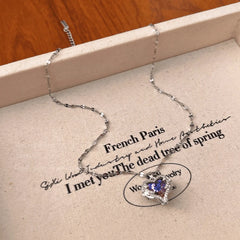 Close-up of the pendant and clasp on the Heart Necklace