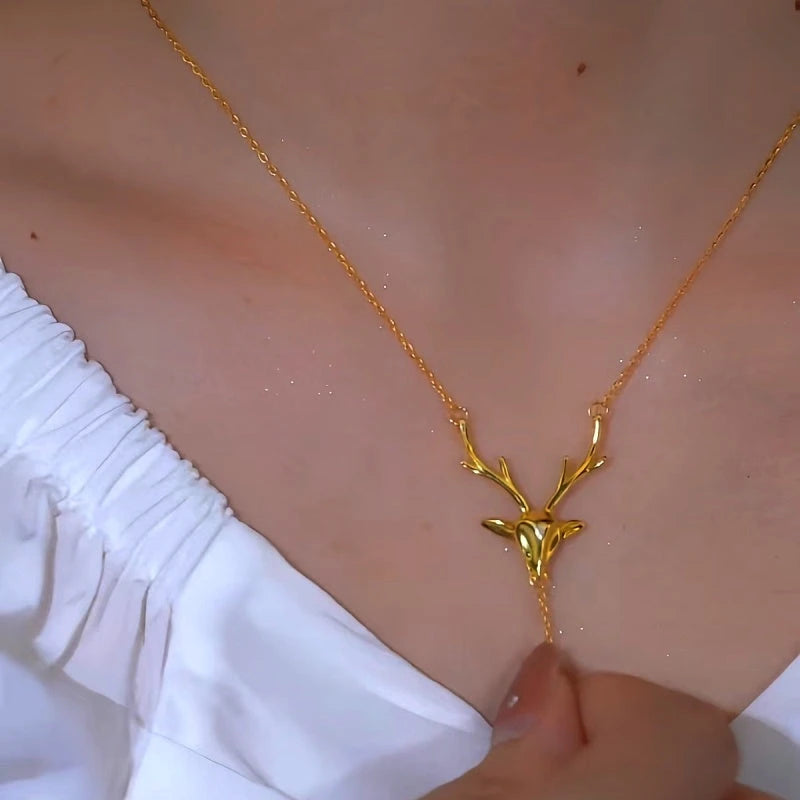 Detailed view of the Sterling Silver 18K Gold-Plated Elk Chain Necklace chain and pendant