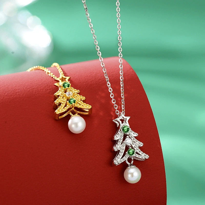 Detailed view of the Sterling Silver Christmas Damond And Pearl Tree Necklace chain and pendant