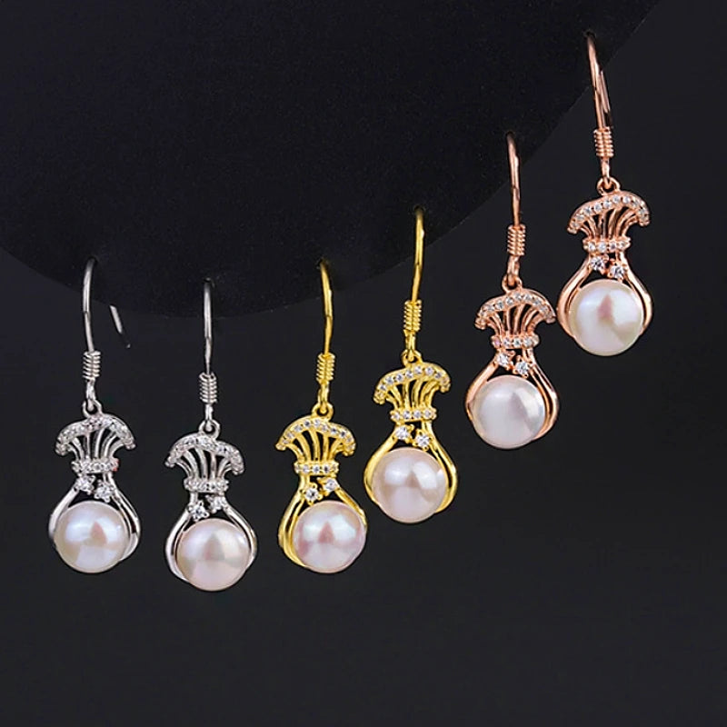 Styling the Pearl Tassel Necklace for a chic and modern look