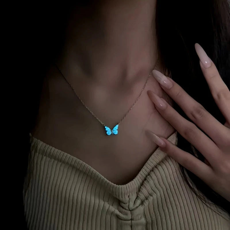 Close-up of the pendant and clasp on the Little Prince Studs