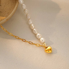 Detailed view of the Sterling Silver Luxury Natural Freshwater Pearl Heart Necklace chain and pendant