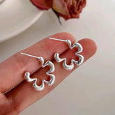 Sterling Silver Small Flower Earrings - elegant Small Flower Earrings