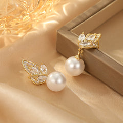 Exquisite and Elegant Zircon Leaf Earrings