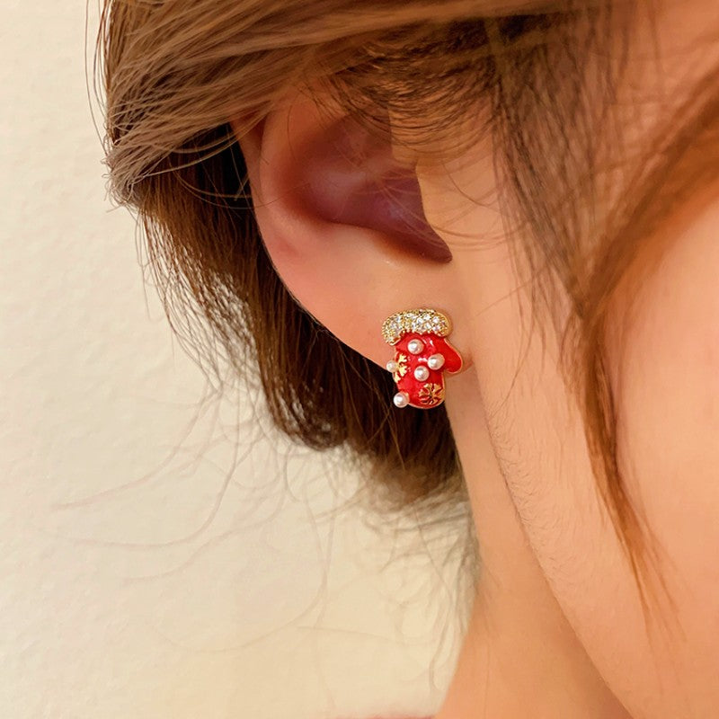Silver Post Christmas Hat & Gloves Stud Earrings - elegant Christmas Stud Earrings