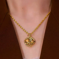 Close-up of the pendant and clasp on the Pendant Necklace