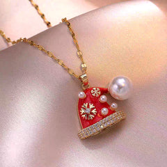 Detailed view of the 14K Gold-Plated Christmas Diamond Pearl Hat Necklaces chain and pendant