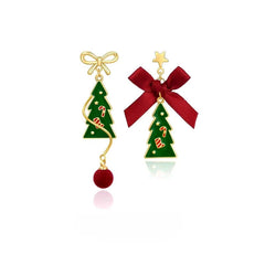 Close-up detail of the sparkling zircons and plating on the Christmas Tree Bow Earrings