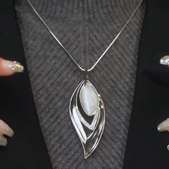 14K Gold-Plated Crystal Diamond-Studded Multi-Layer Leaf Sweater Chain Necklace - beautiful Leaf Sweater Necklace