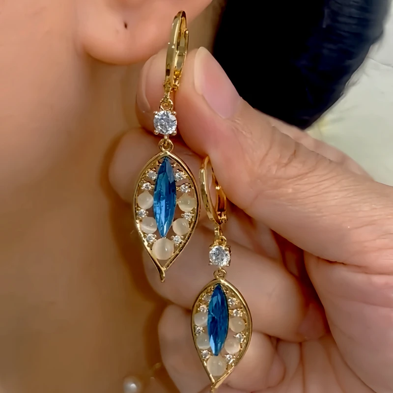 14K Gold-Plated Elegant Blue Diamond Cat's Eye Stone Leaf Earrings - elegant Leaf Earrings