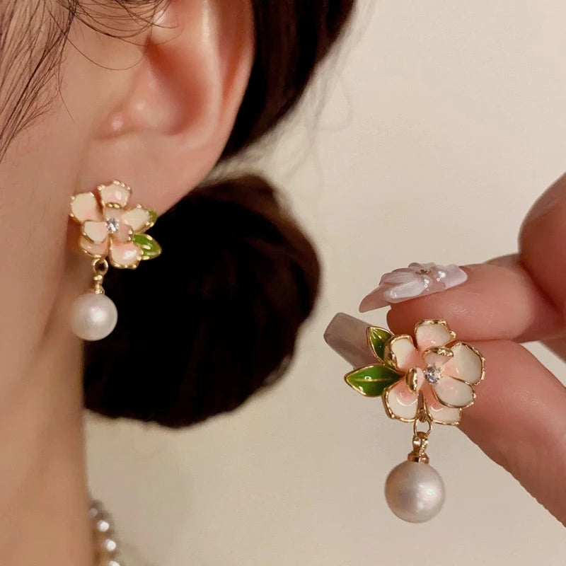 14K Gold-Plated Elegant Camellia Pearl Earrings - elegant Camellia Pearl Earrings