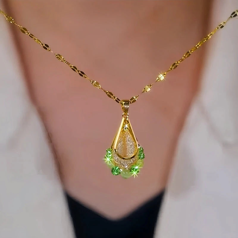 Detailed view of the 14K Gold-Plated Elegant Green Zircon Mesh Water Drop Necklace chain and pendant