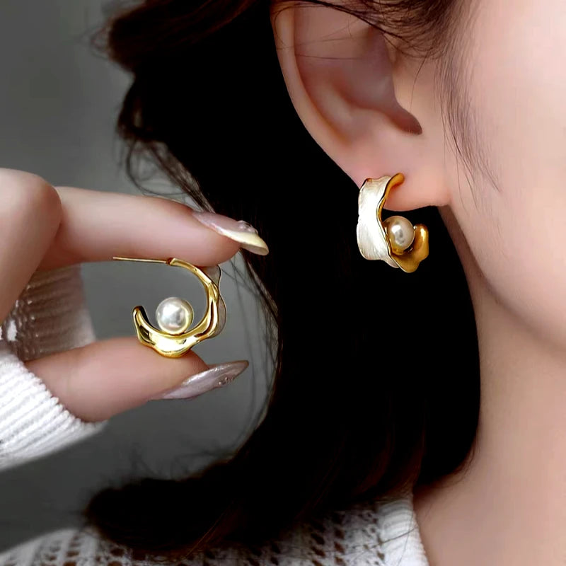 14K Gold-Plated Elegant Pearl C-Shaped Earrings - elegant Pearl C-Shaped Earrings