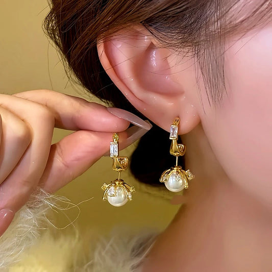 14K Gold-Plated Elegant Pearl Earrings - elegant Pearl Earrings