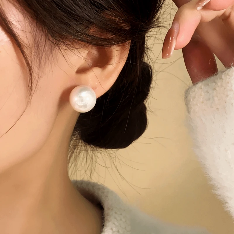 14K Gold-Plated Elegant Pearl Earrings - elegant Pearl Earrings