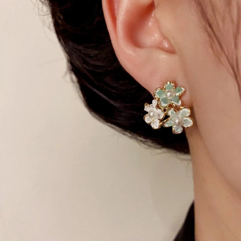 14K Gold-Plated Elegant Petal Flower Stud Earrings - elegant Petal Flower Studs