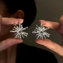 14K Gold-Plated Elegant Snowflake Earrings - elegant Snowflake Earrings