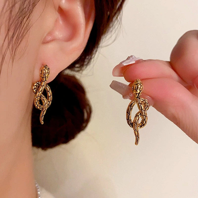 14K Gold-Plated Elegant Vintage Black Metal Snake Earrings - elegant Black Snake Earrings