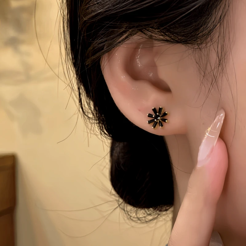 14K Gold-Plated Elegant Zircon Black Sunflower Stud Earrings - elegant Black Sunflower Studs