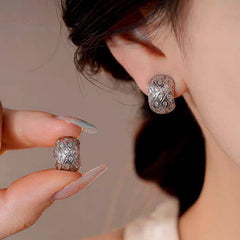 14K Gold-Plated Geometric Diamond C-Shaped Earrings - elegant Geometric Hoop Earrings