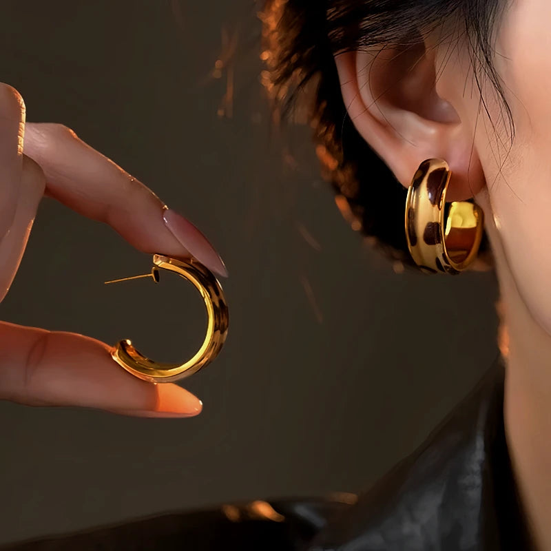 Close-up detail of the sparkling zircons and plating on the Leopard C-Hoops