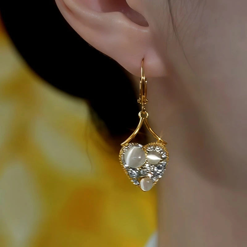14K Gold-Plated Luxury Zircon Cat's Eye Stone Heart Earrings - elegant Cat's Eye Heart Earrings