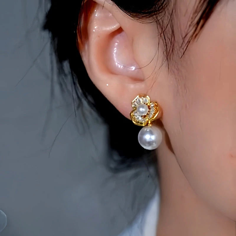 Close-up detail of the sparkling zircons and plating on the Zircon Flower Pearl
