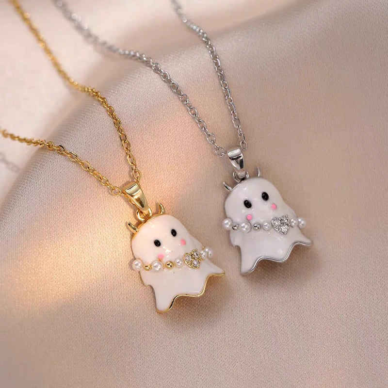 Perfect Ghost Halloween Set for adding glamour to any outfit