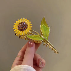The versatile 14K Gold-Plated Sunflower Hair Clip, perfect for daily use or special occasions