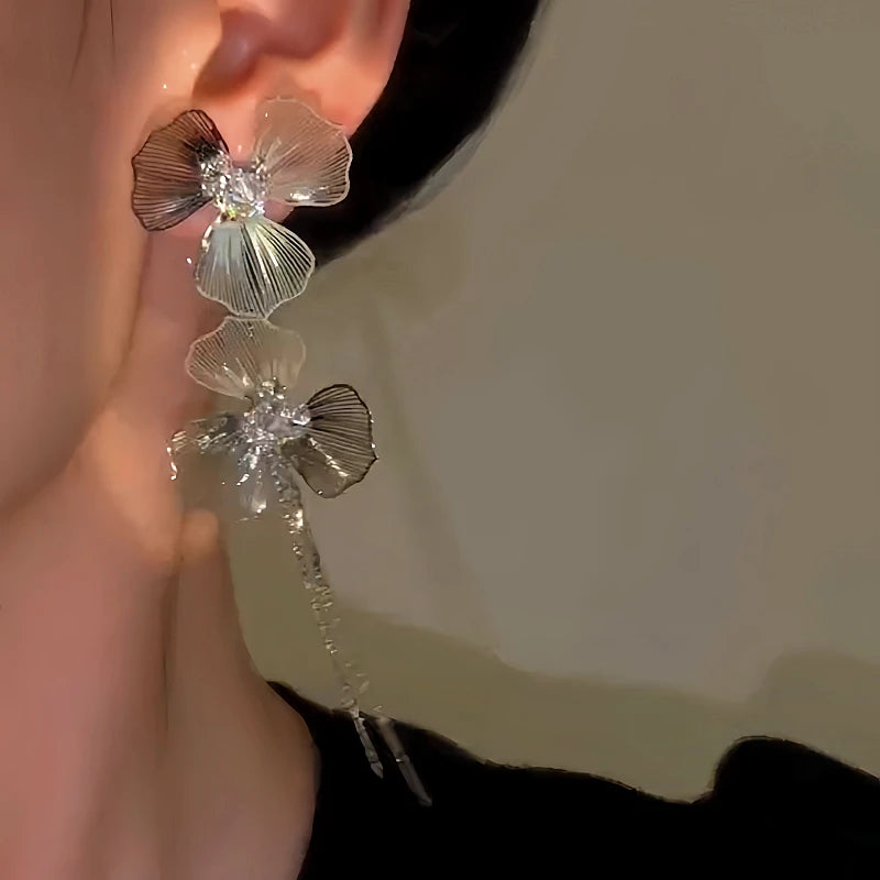 Close-up detail of the sparkling zircons and plating on the Flower Tassel Earrings
