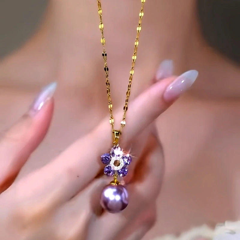 Close-up of the pendant and clasp on the Lavender Flower Pearl