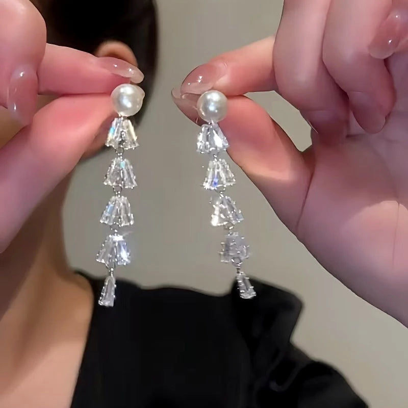 14K Gold-Plated Zircon Leaf Pearl Earrings - elegant Dainty Leaf Pearl