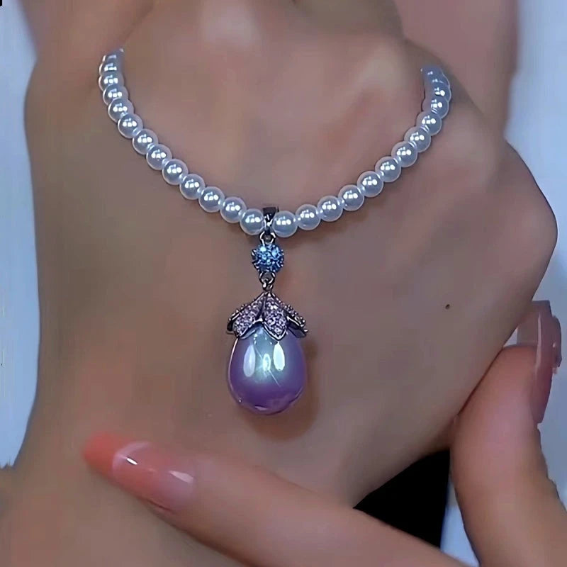 Close-up of the pendant and clasp on the Zircon Pearl Necklace